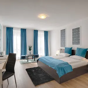 Otel Triple M