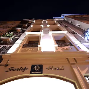 احجز هنا